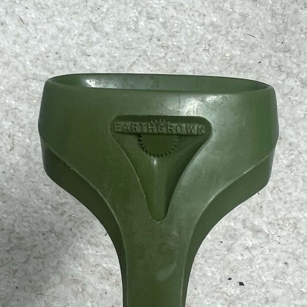 Vintage Mirro EarthGrown Avocado Green Handle Vertical Canning Tongs - Picture 2 of 9